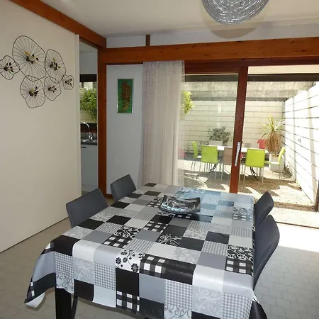 Villa Renovee En Duplex, 8 Pers, 3 Ch, Patio, Clim, Proche Et Centre - - Fr-1-328-109 La Grande Motte